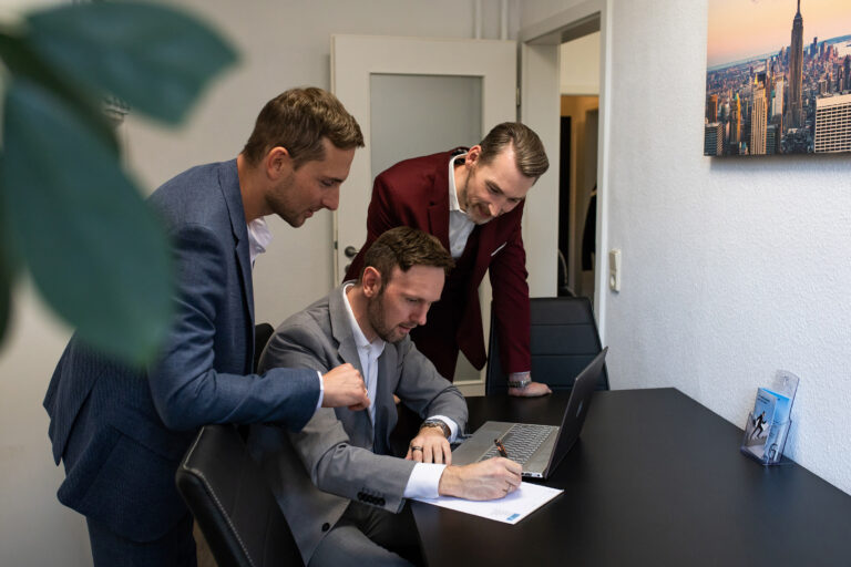 PERFECTIO - Die Finanzmakler